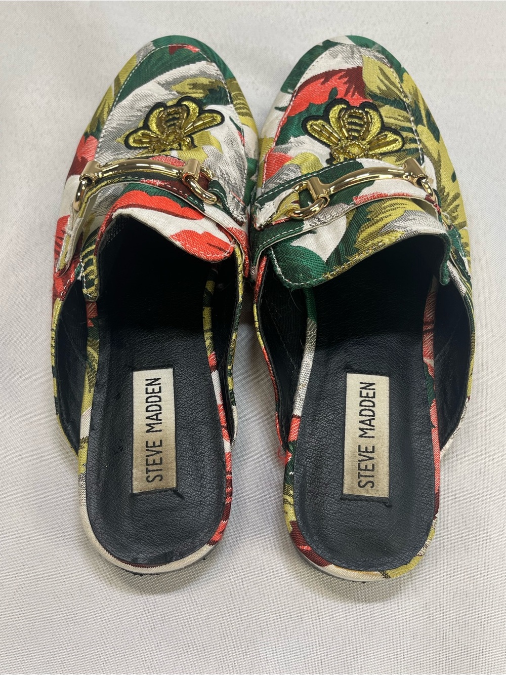 Steve Madden Multicolor Floral Bee Embroidered Slip-On Mules - Picture 6 of 10